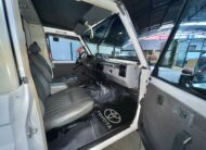 Toyota Land Cruiser   FJ73  Árabe 1985