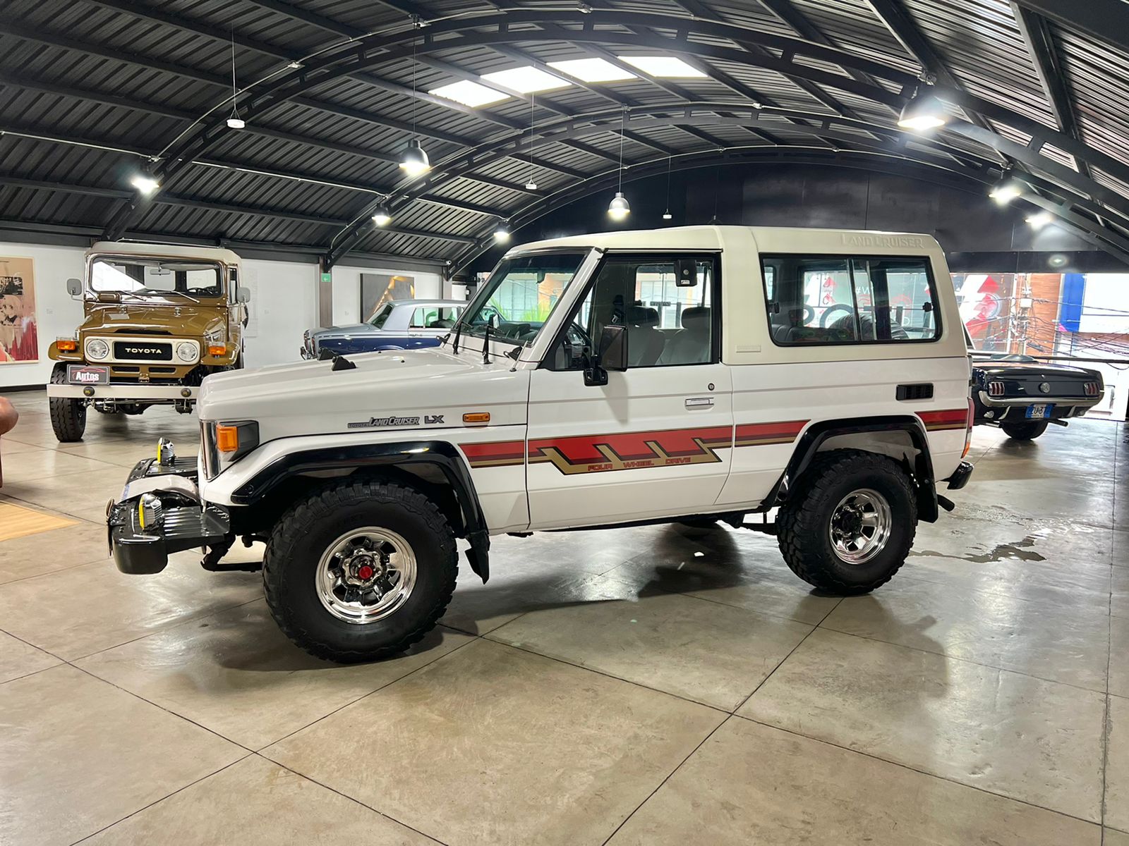 Toyota Land Cruiser   FJ73  Árabe 1985