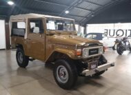 Toyota FJ43 Modelo 1979