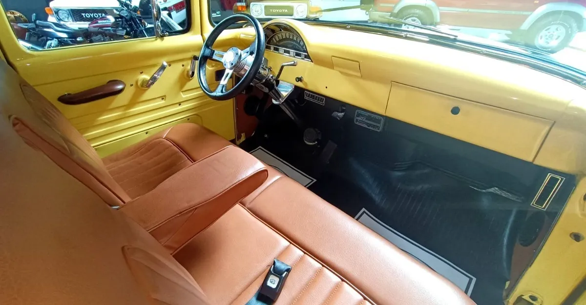 Ford F-100 F-100 Custom Cab
