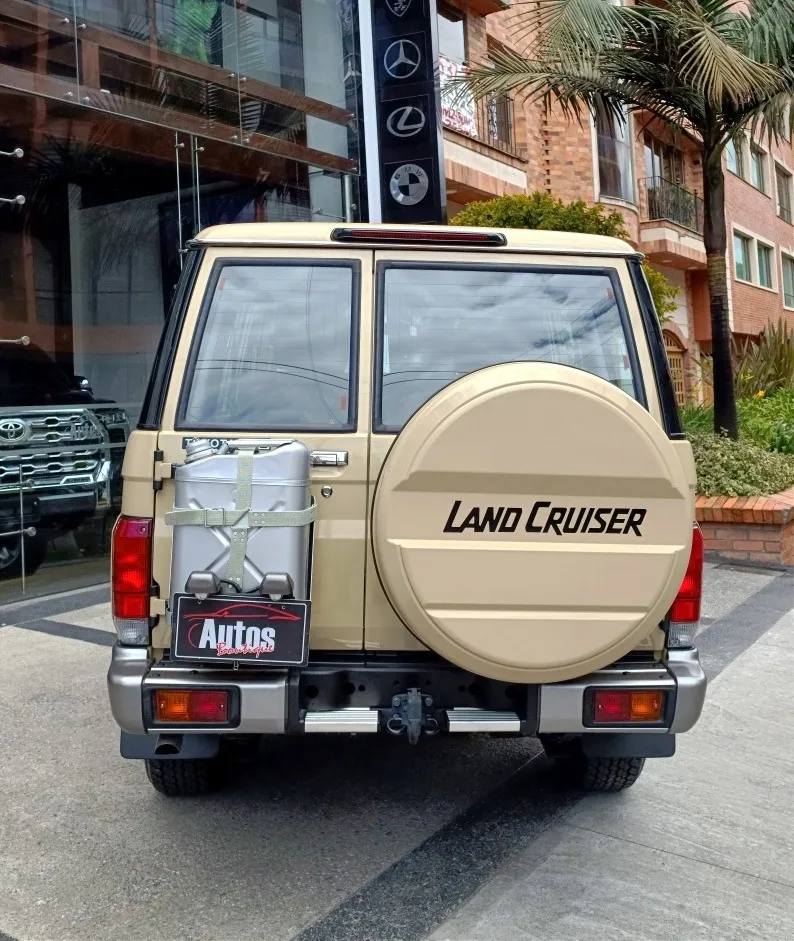Toyota Land Cruiser Land Cruiser VDJ76 Modelo 2022