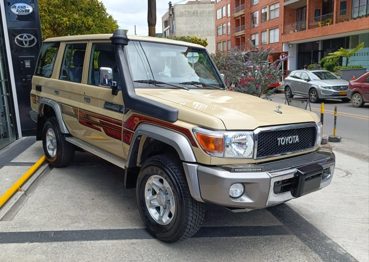 Toyota Land Cruiser Land Cruiser VDJ76 Modelo 2022