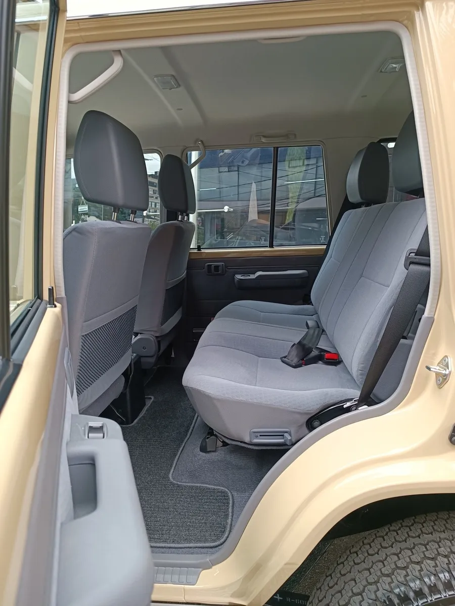 Toyota Land Cruiser Land Cruiser VDJ76 Modelo 2022