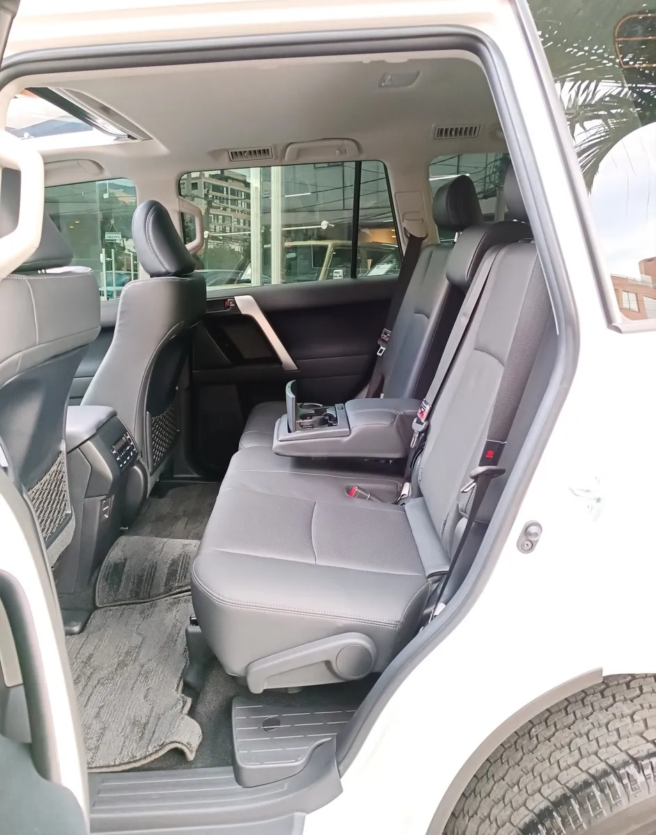Toyota Prado TXL 4.0 Modelo 2022