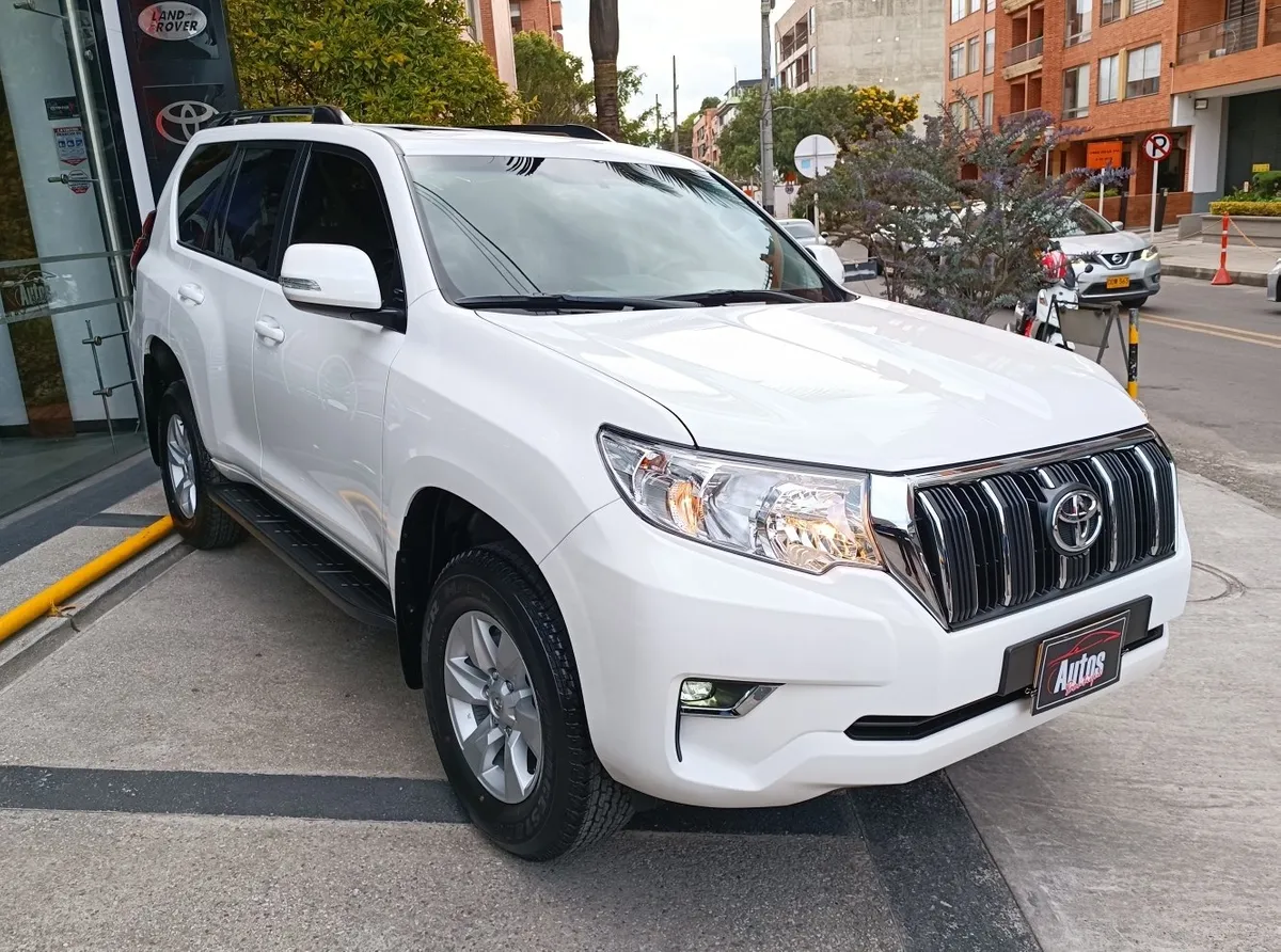 Toyota Prado TXL 4.0 Modelo 2022