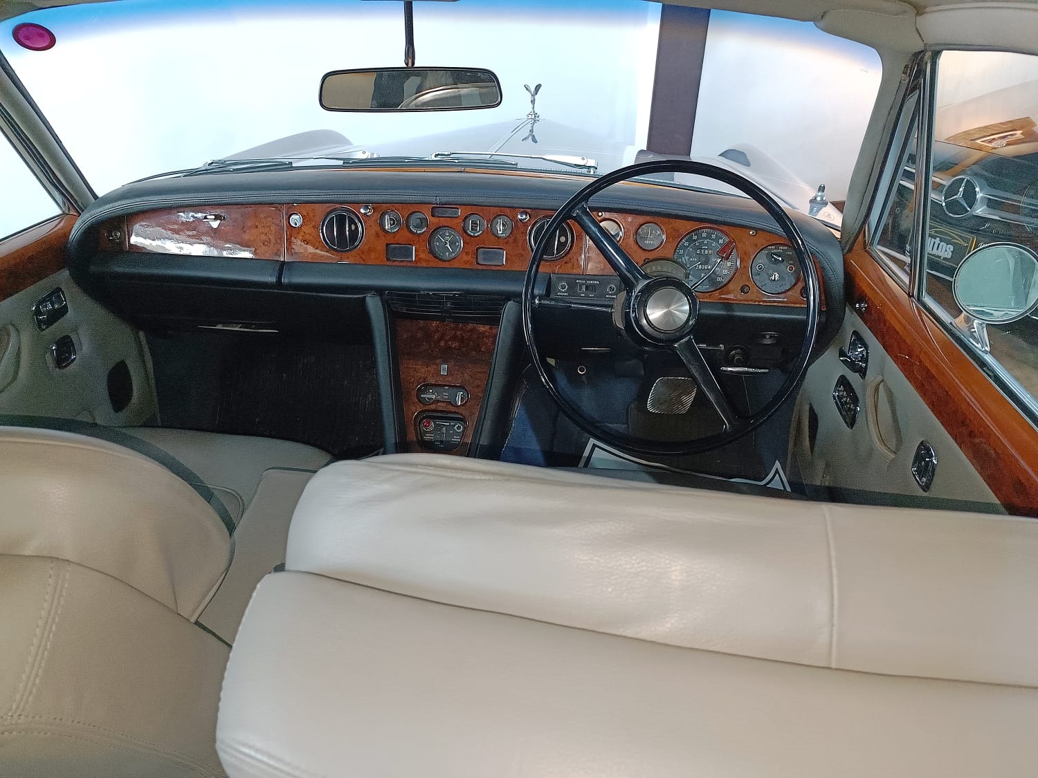 Rolls Royce Silver Shadow 1975