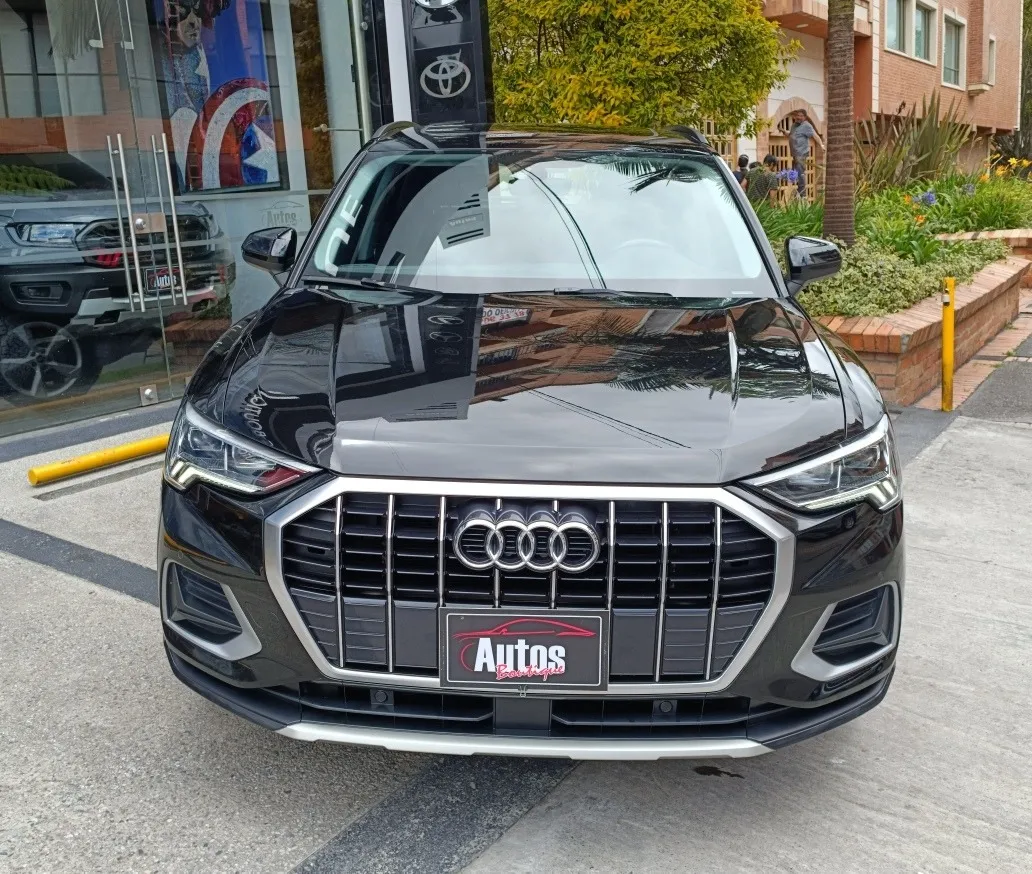 AUDI Q3 1.4 S-TRONIC MODELO 2021