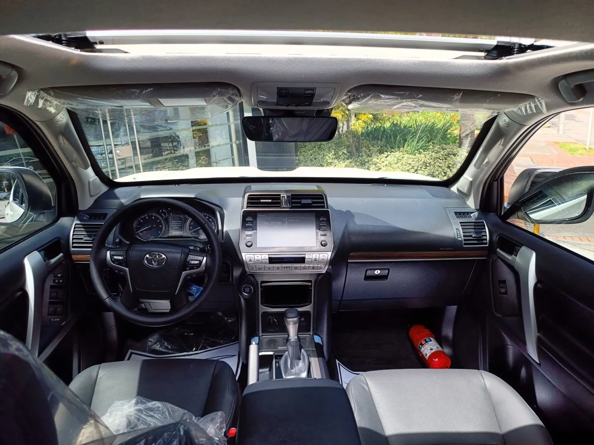 TOYOTA PRADO VX BLINDADA MODELO 2022