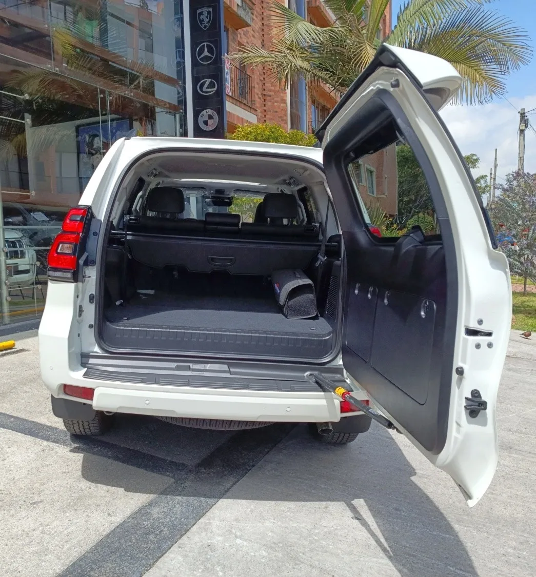 TOYOTA PRADO VX BLINDADA MODELO 2022