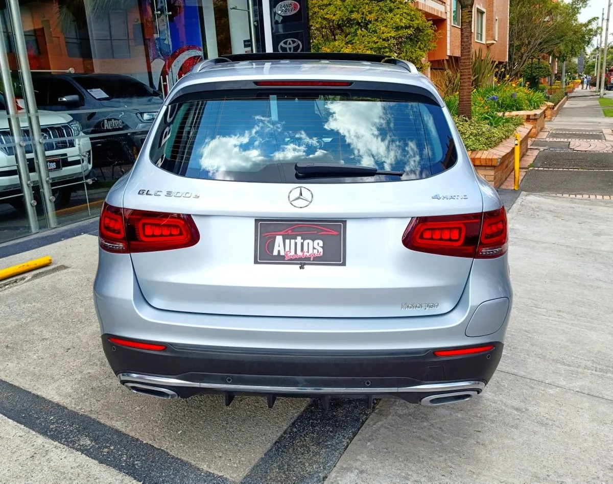 MERCEDES BENZ GLC 300e Modelo 2022
