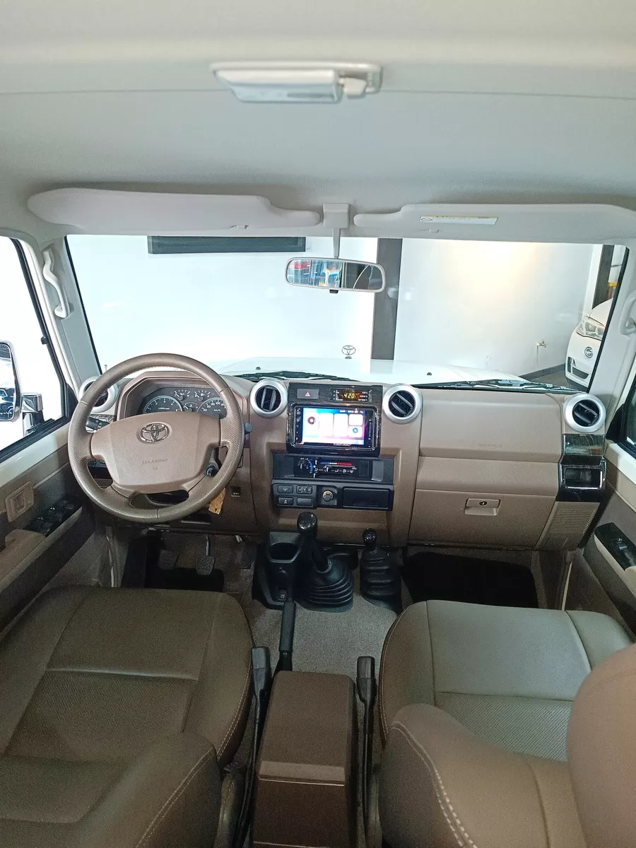 TOYOTA LAND CRUISER 4.5 DIESEL VDJ76