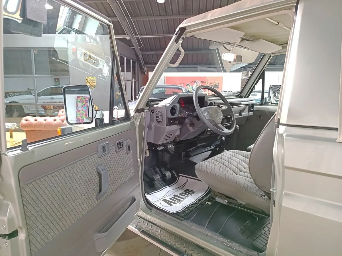 Toyota Land Cruiser 4.5 Fzj73