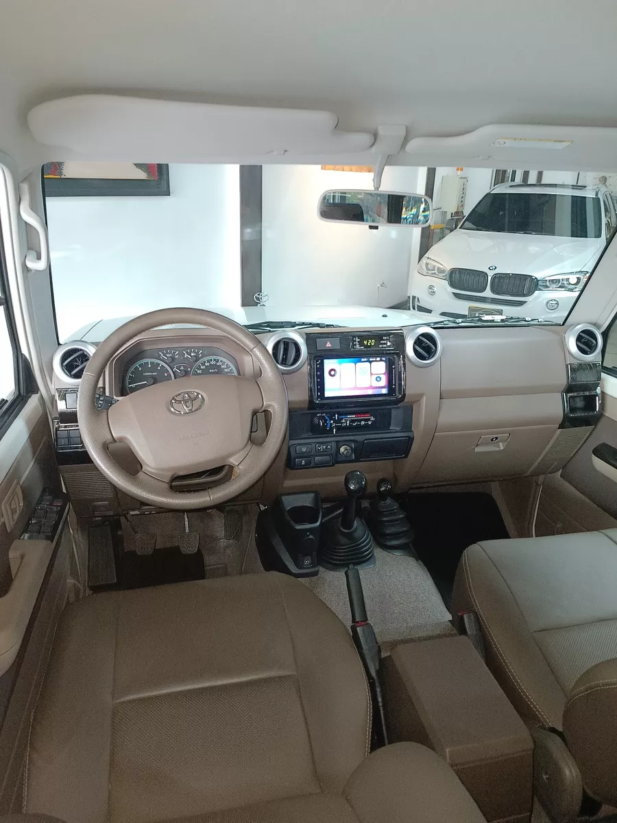 TOYOTA LAND CRUISER 4.5 DIESEL VDJ76