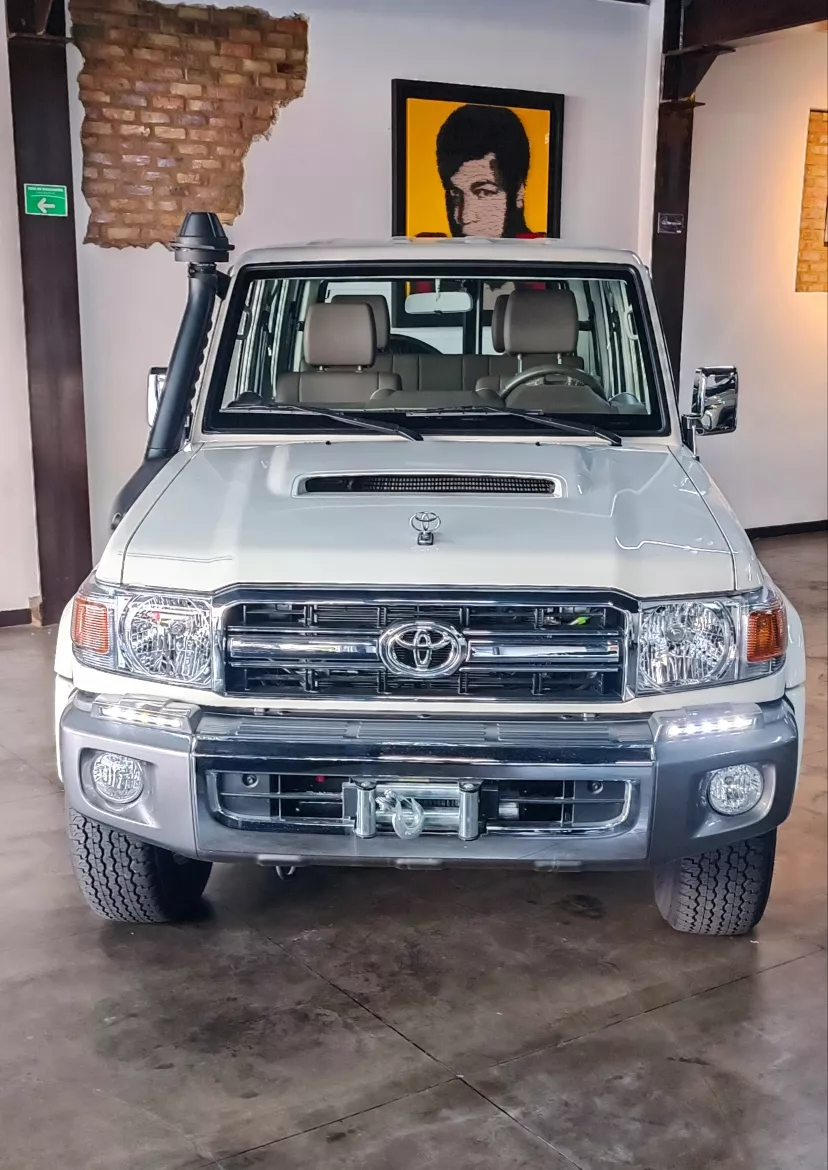 TOYOTA LAND CRUISER 4.5 DIESEL VDJ76