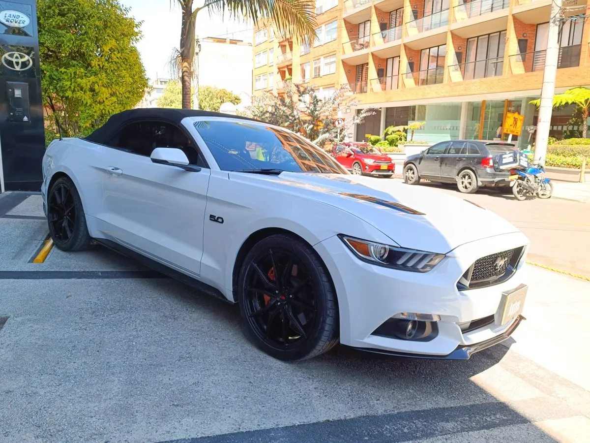 Ford Mustang 5.0 Gt Premium Convertible