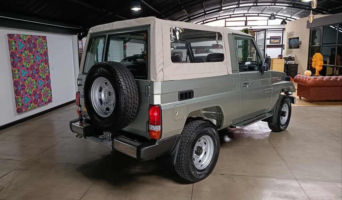 Toyota Land Cruiser 4.5 Fzj73