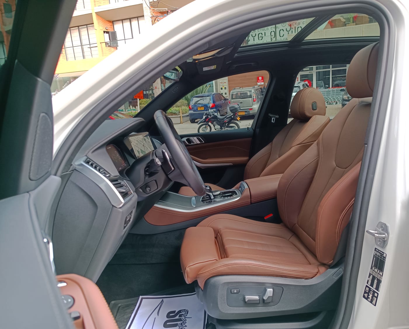 BMW X5 M50i Modelo 2023