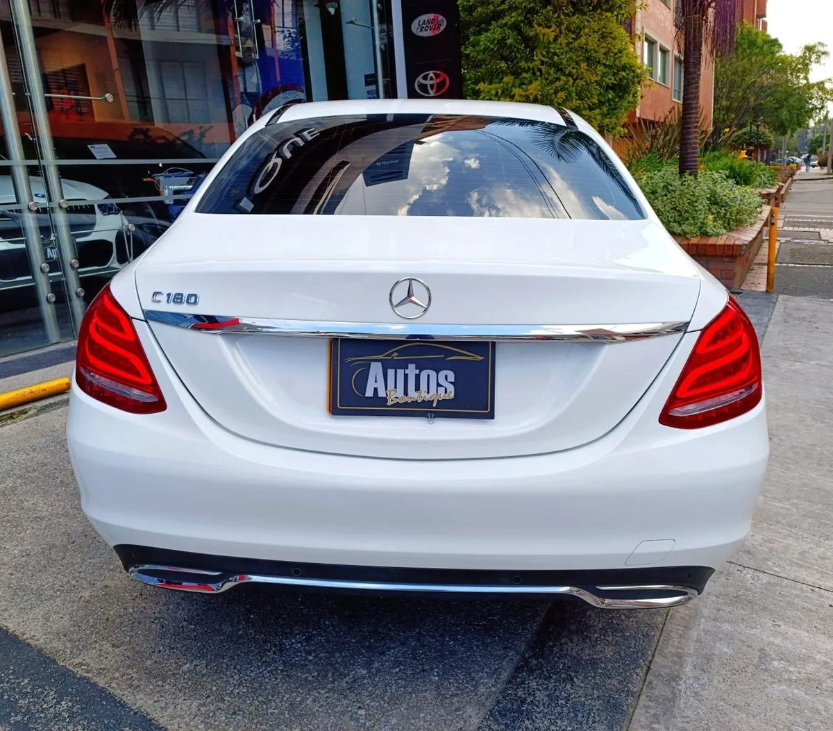 Mercedes Benz C180 Modelo 2017