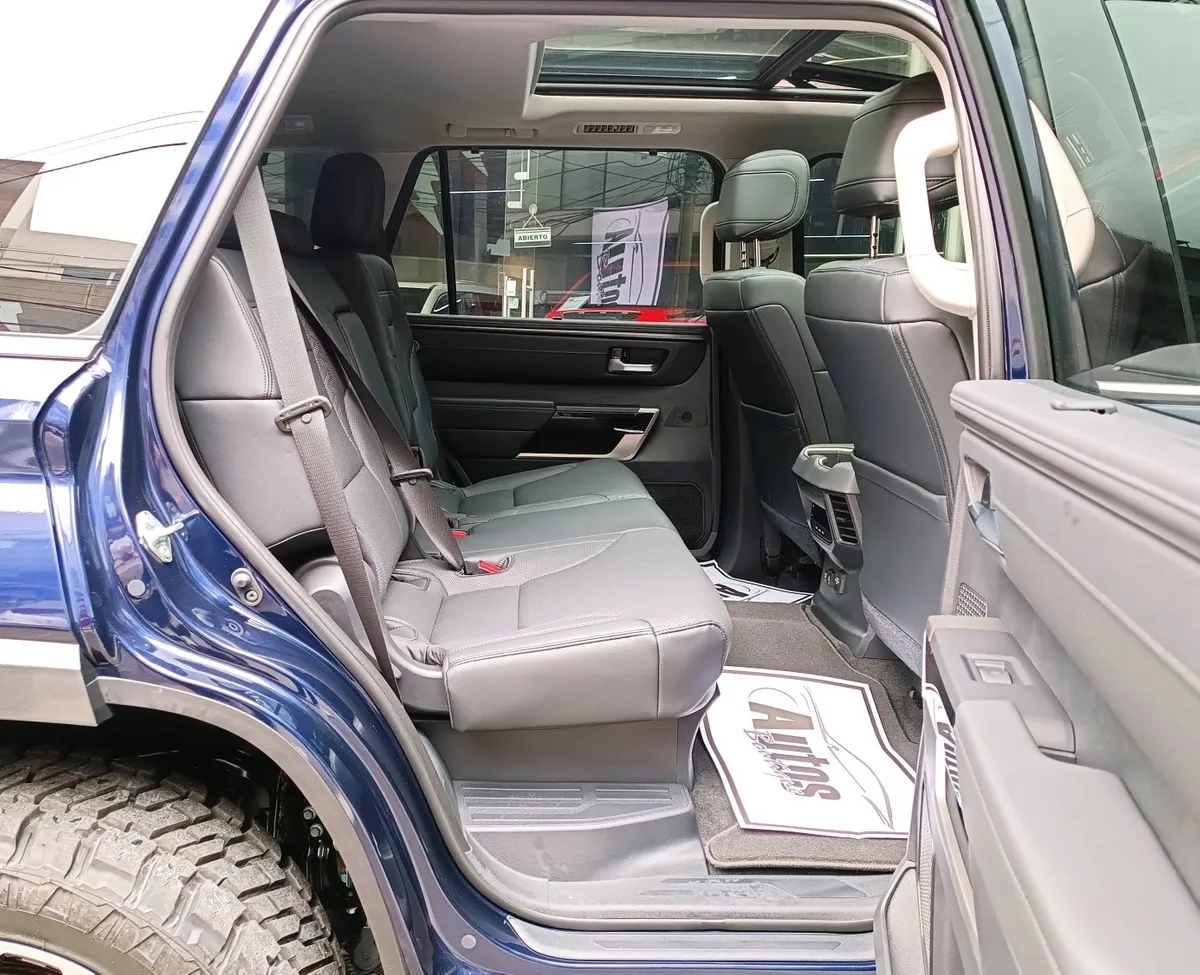 Toyota SEQUOIA LIMITED HIBRIDA Modelo 2023