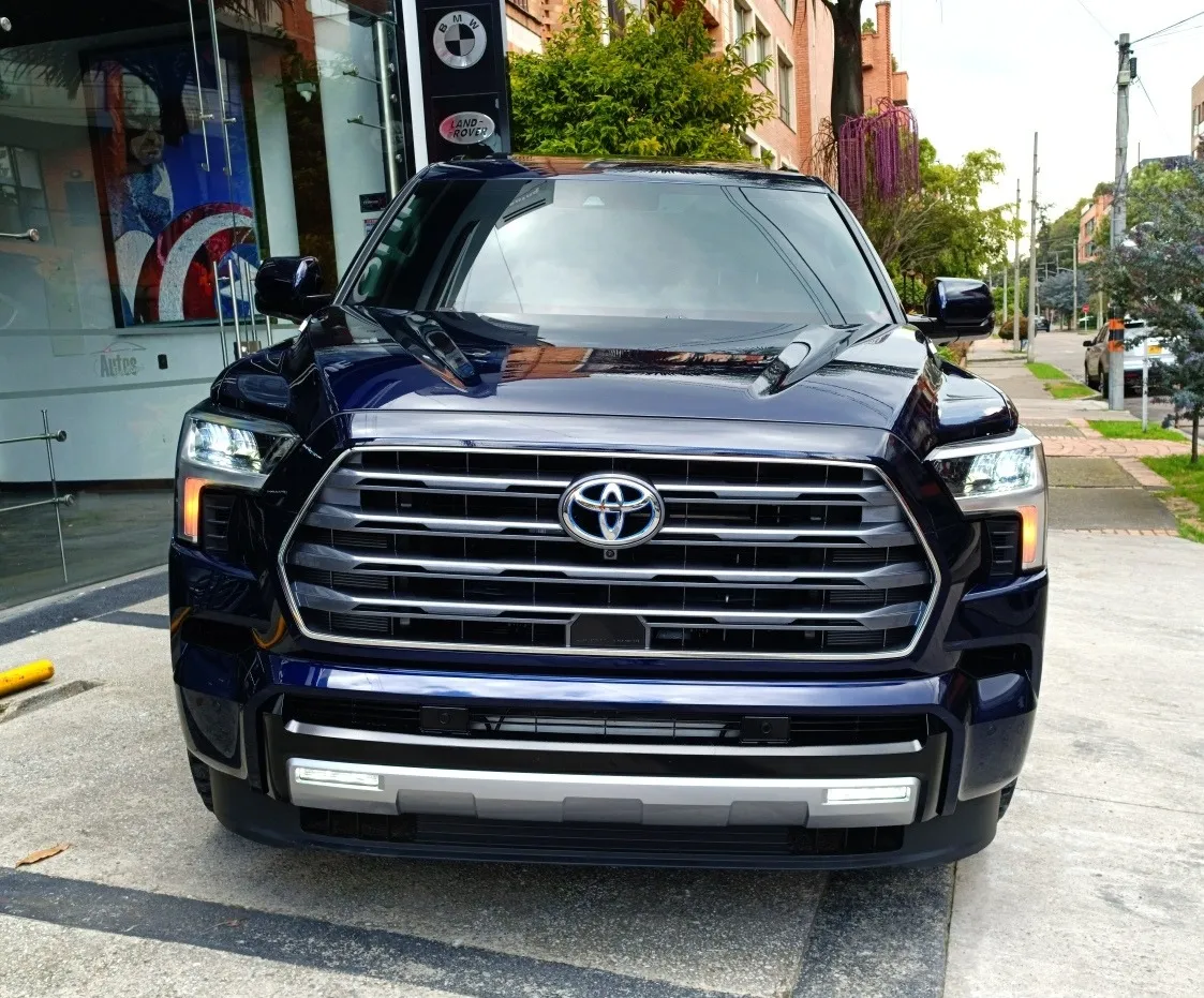 Toyota SEQUOIA LIMITED HIBRIDA Modelo 2023