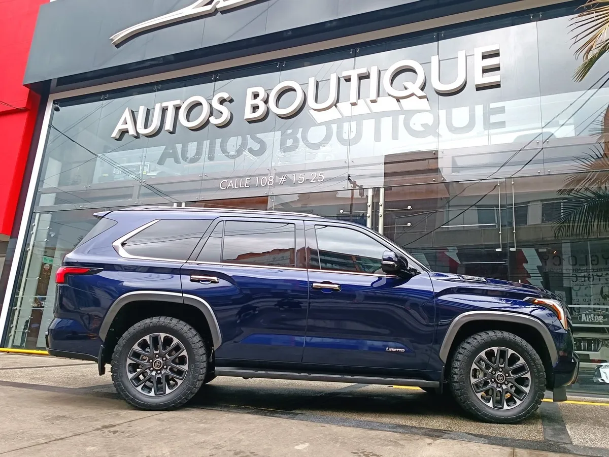 Toyota SEQUOIA LIMITED HIBRIDA Modelo 2023