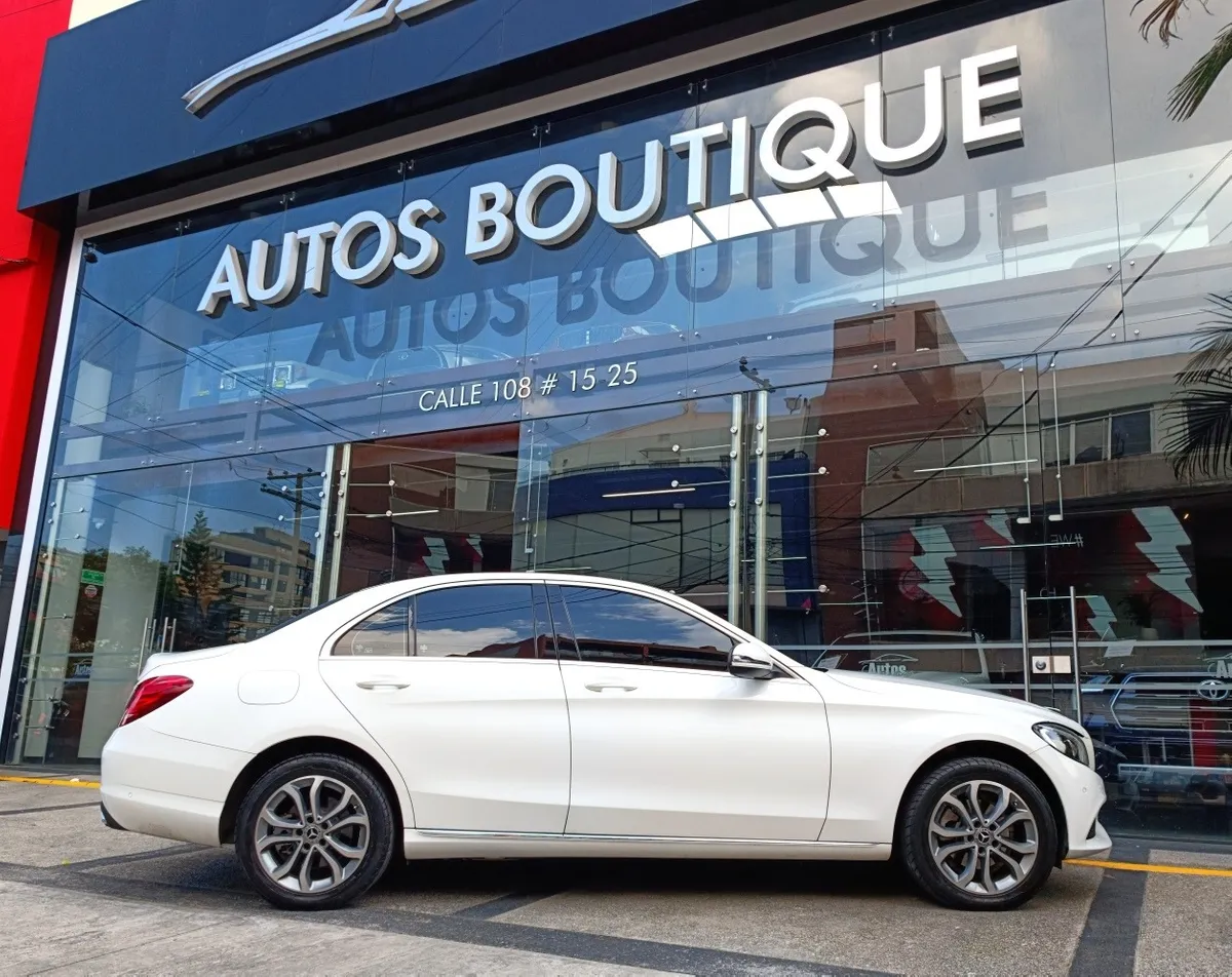 Mercedes Benz C180 Modelo 2017