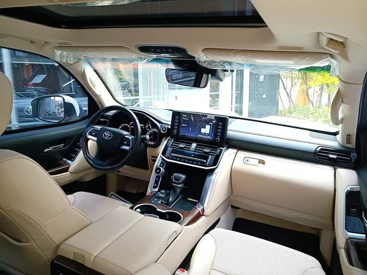 TOYOTA LAND CRUISER LC300 GXR 2022