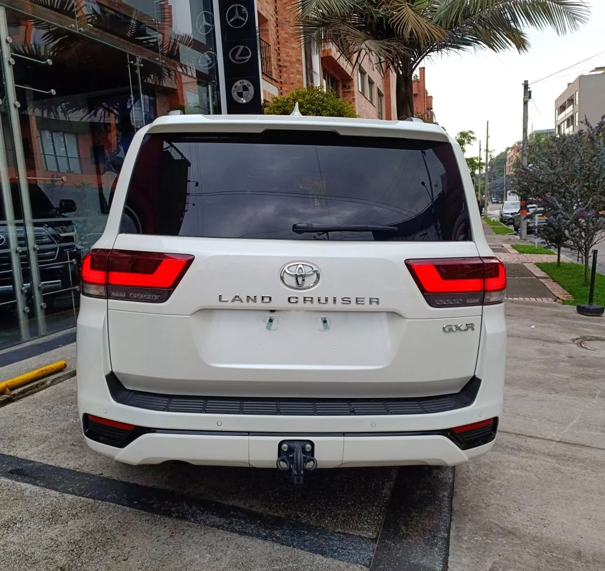 TOYOTA LAND CRUISER LC300 GXR 2022