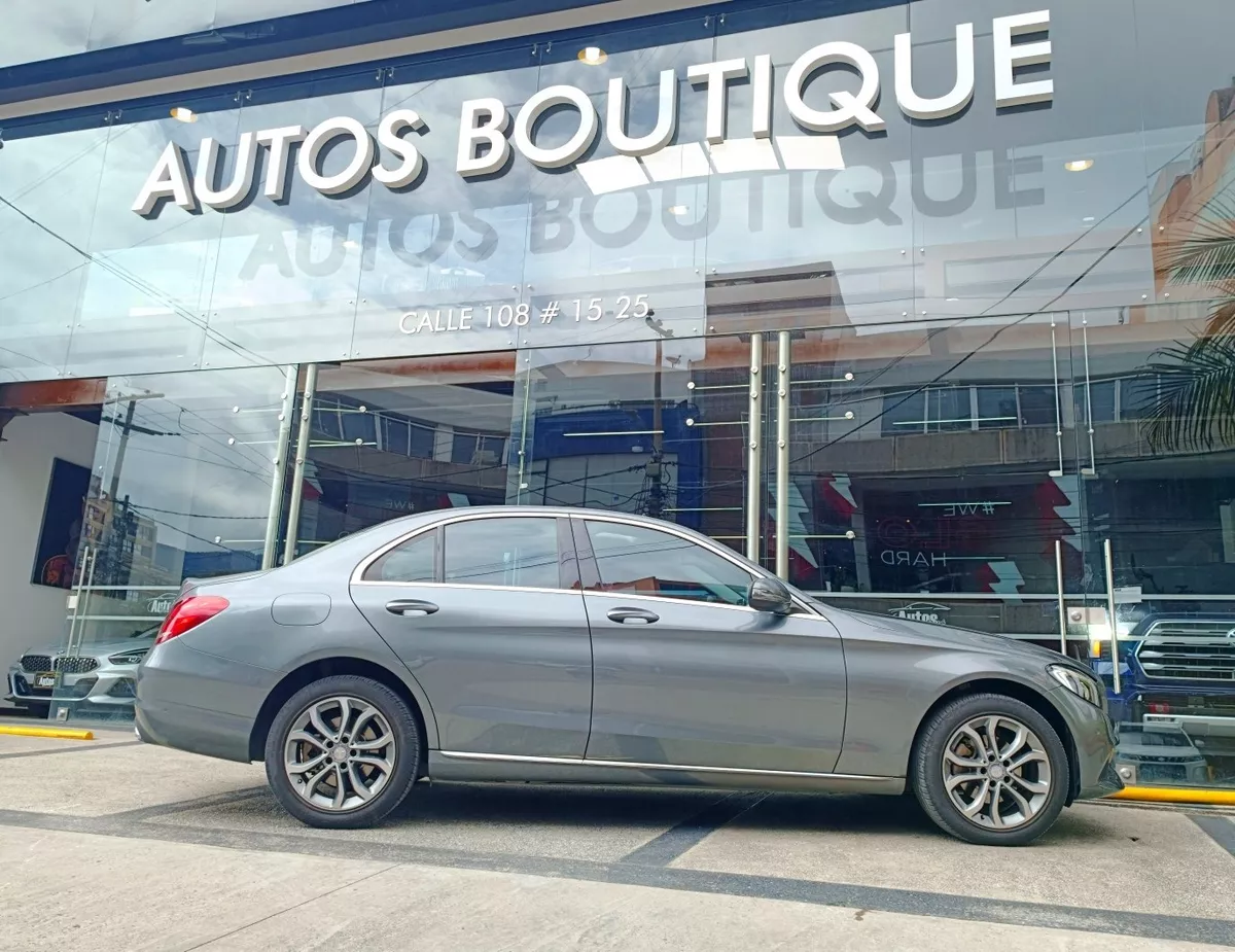 Mercedes Benz C180 Modelo 2017
