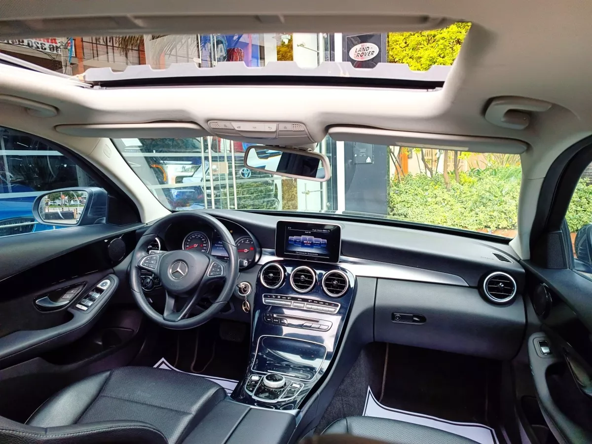 Mercedes Benz C180 Modelo 2017