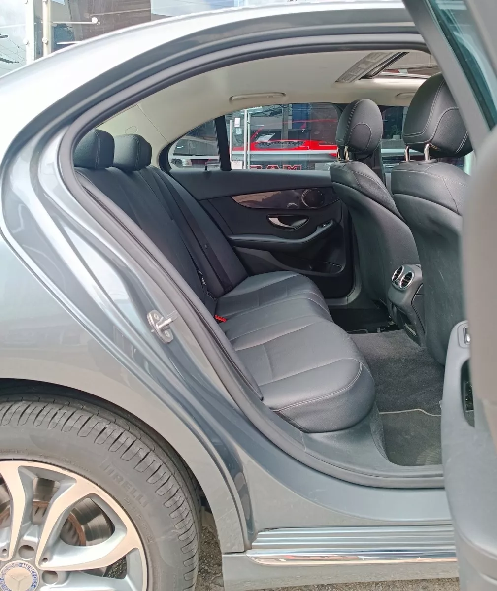 Mercedes Benz C180 Modelo 2017