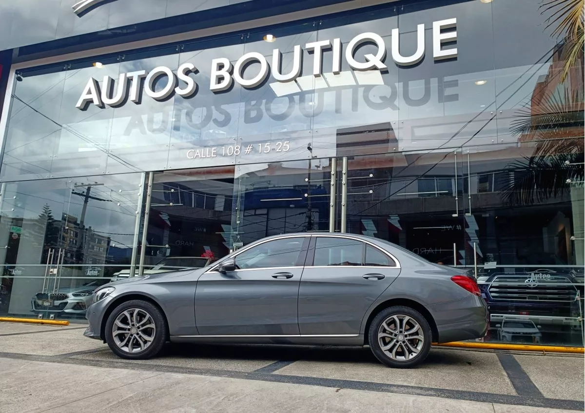 Mercedes Benz C180 Modelo 2017