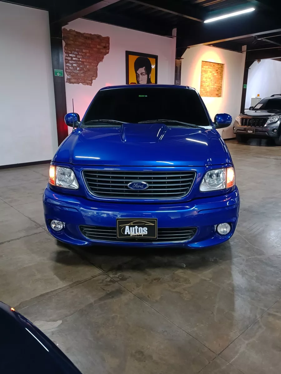 Ford F-150 Lightning 5.4 SVT 2004