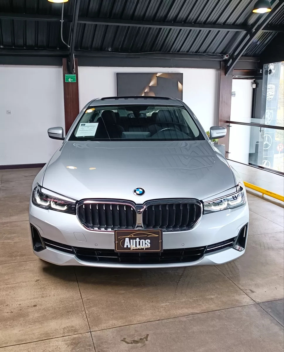 BMW 530i Modelo 2022