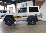 Toyota Land Cruiser Macho GRJ71 2022
