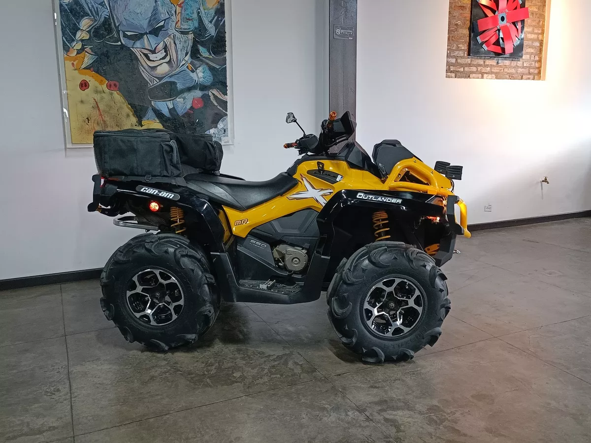 CAN AM OUTLANDER XMR CUATRIMOTO 2014
