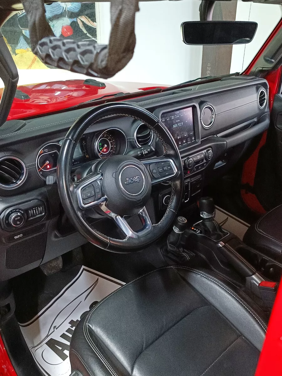 Jeep Gladiator Overland 2021