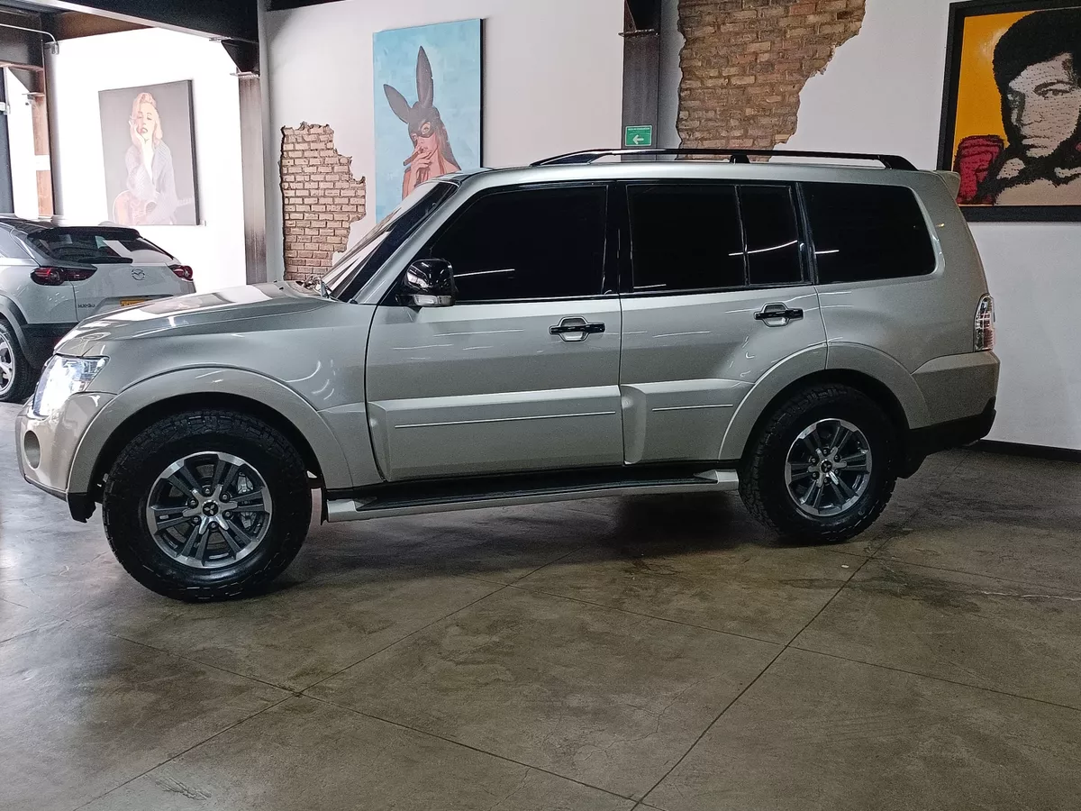 MITSUBUSHI MONTERO 3.8 5P BLINDADO 2008