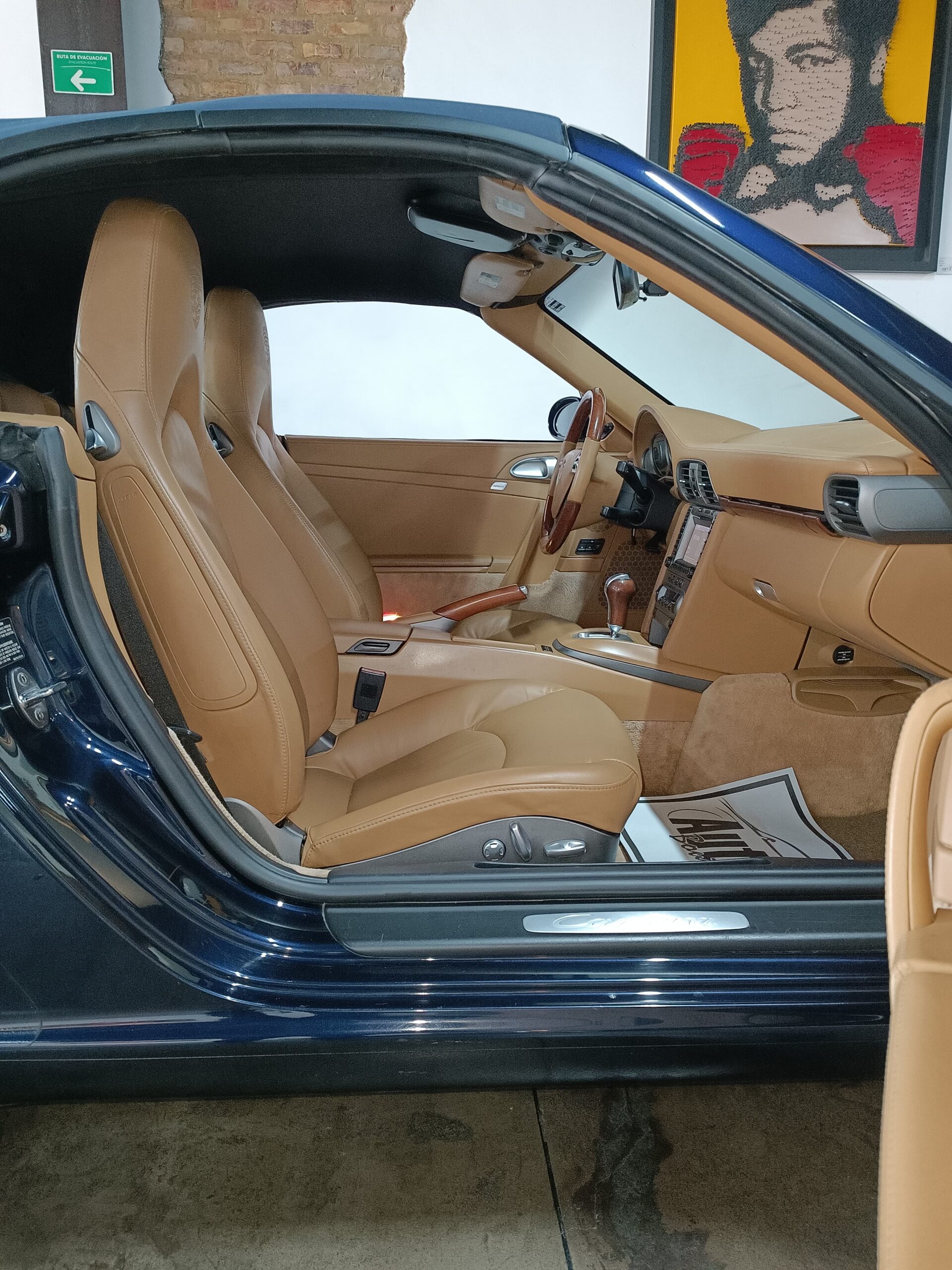 Porsche 911 Carrera Cabrio