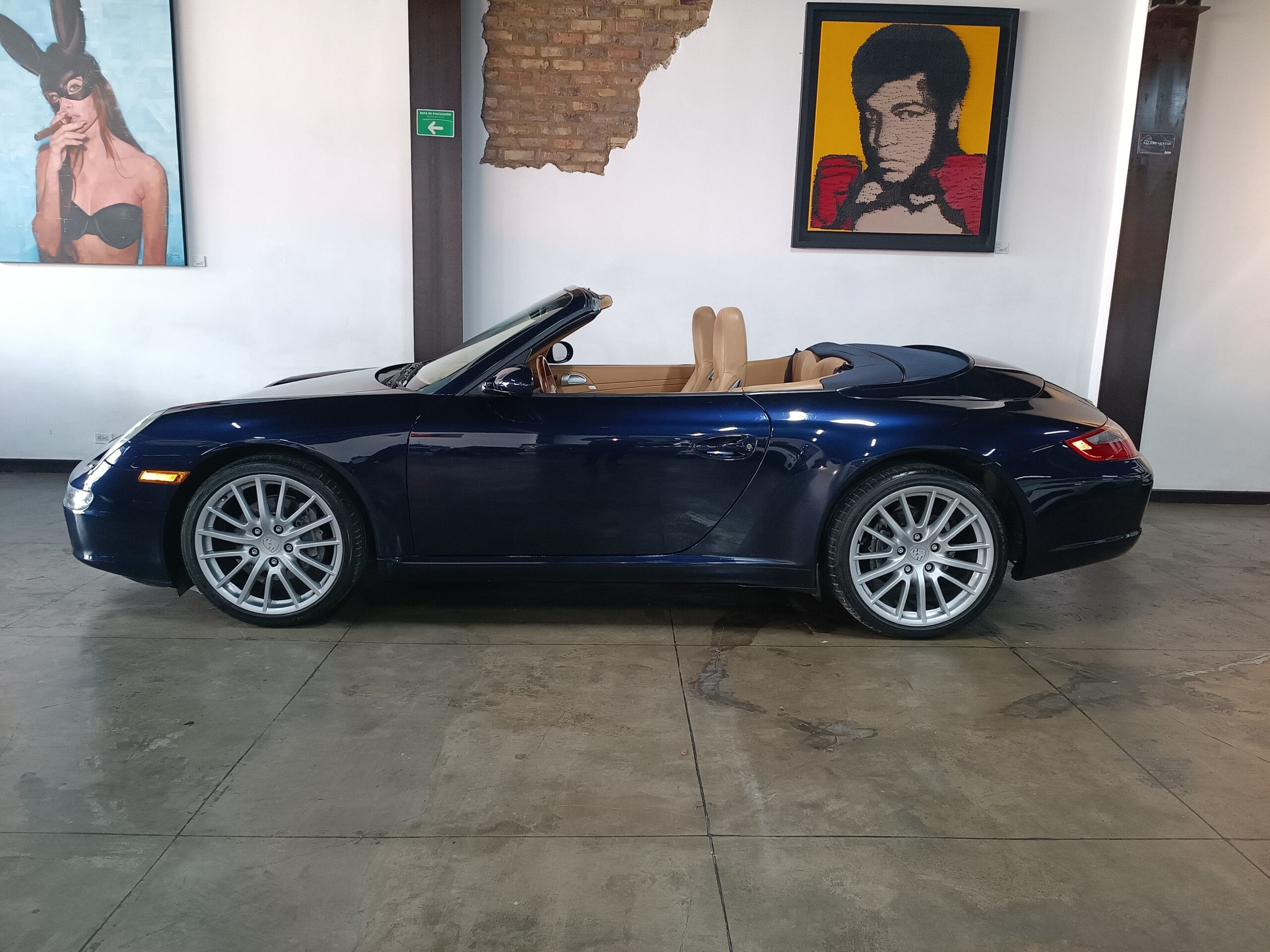 Porsche 911 Carrera Cabrio