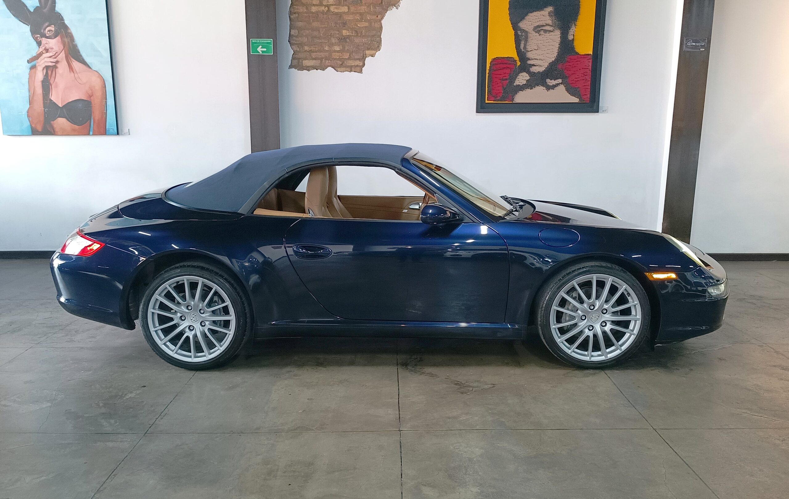 Porsche 911 Carrera Cabrio