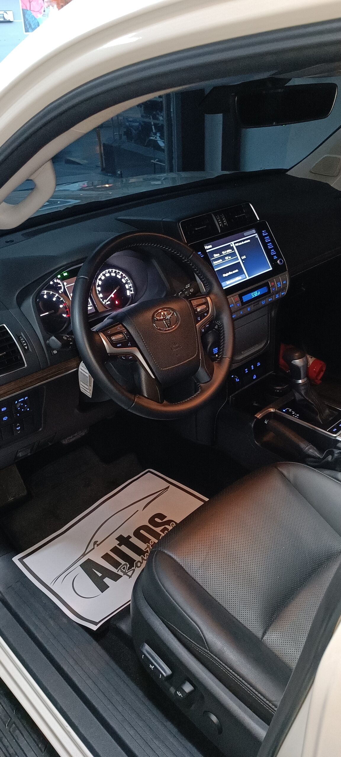 TOYOTA PRADO VX 2023