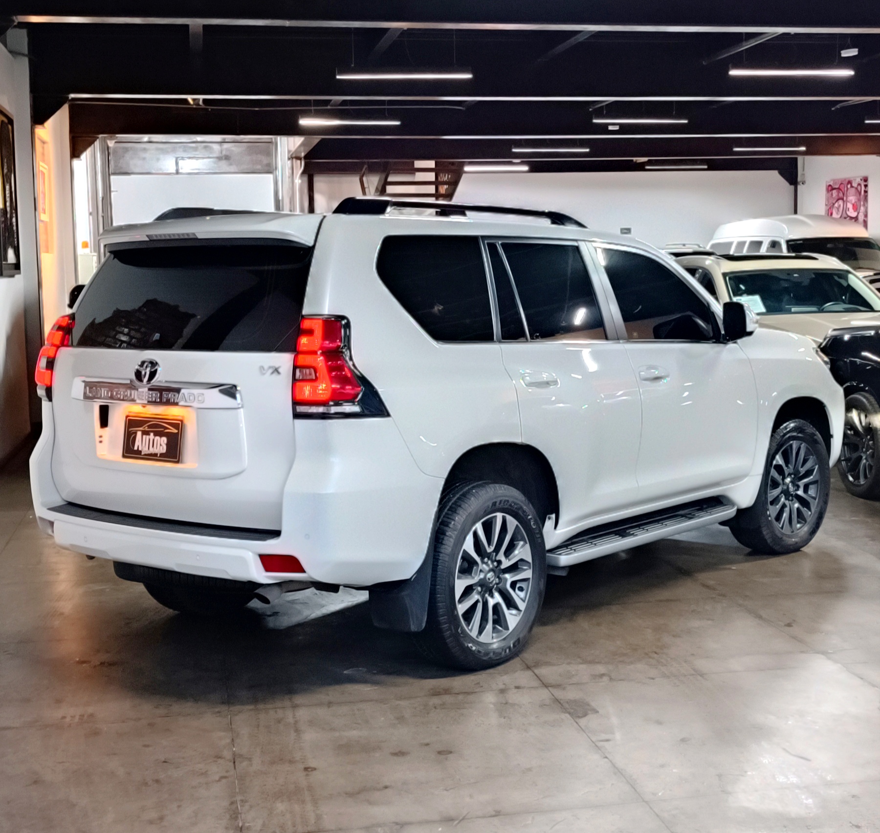 TOYOTA PRADO VX 2023