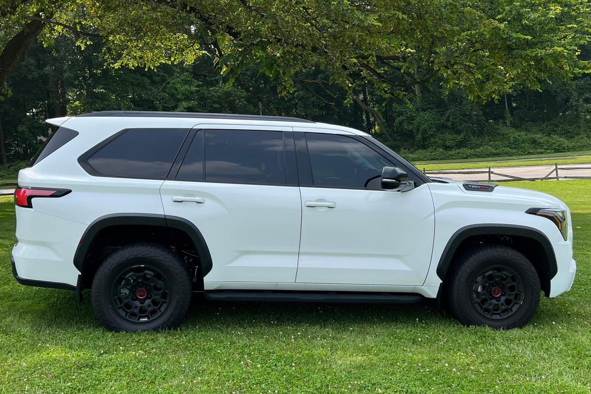 TOYOTA SEQUOIA TRD PRO 2024