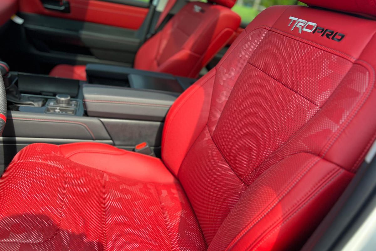 TOYOTA SEQUOIA TRD PRO 2024