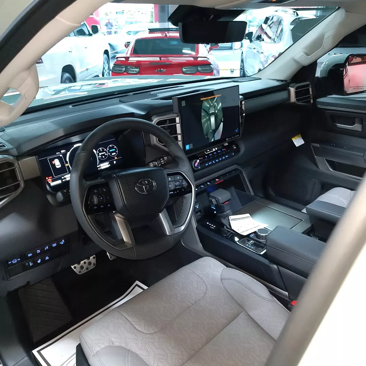 TOYOTA SEQUOIA TRD SPORT 2024