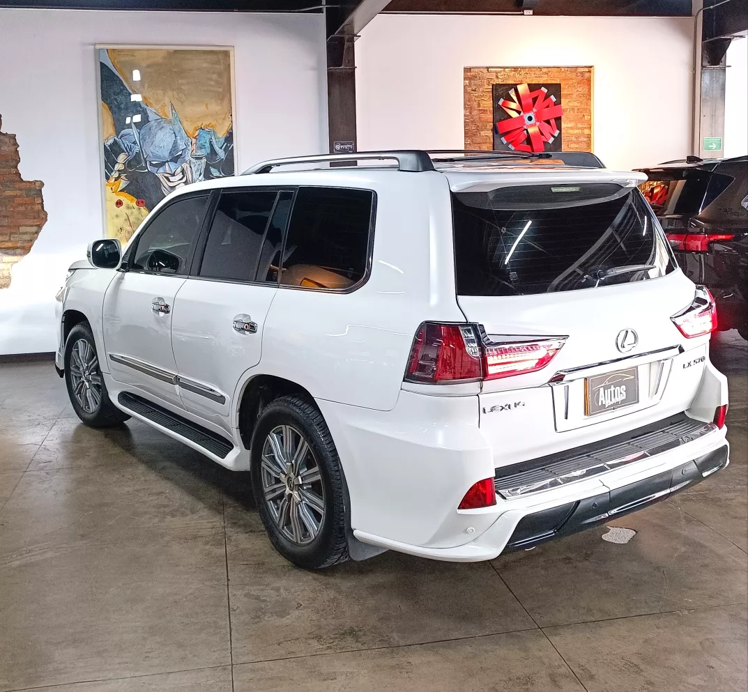 LEXUS LX 570 2015
