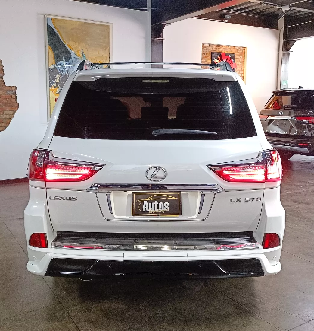 LEXUS LX 570 2015