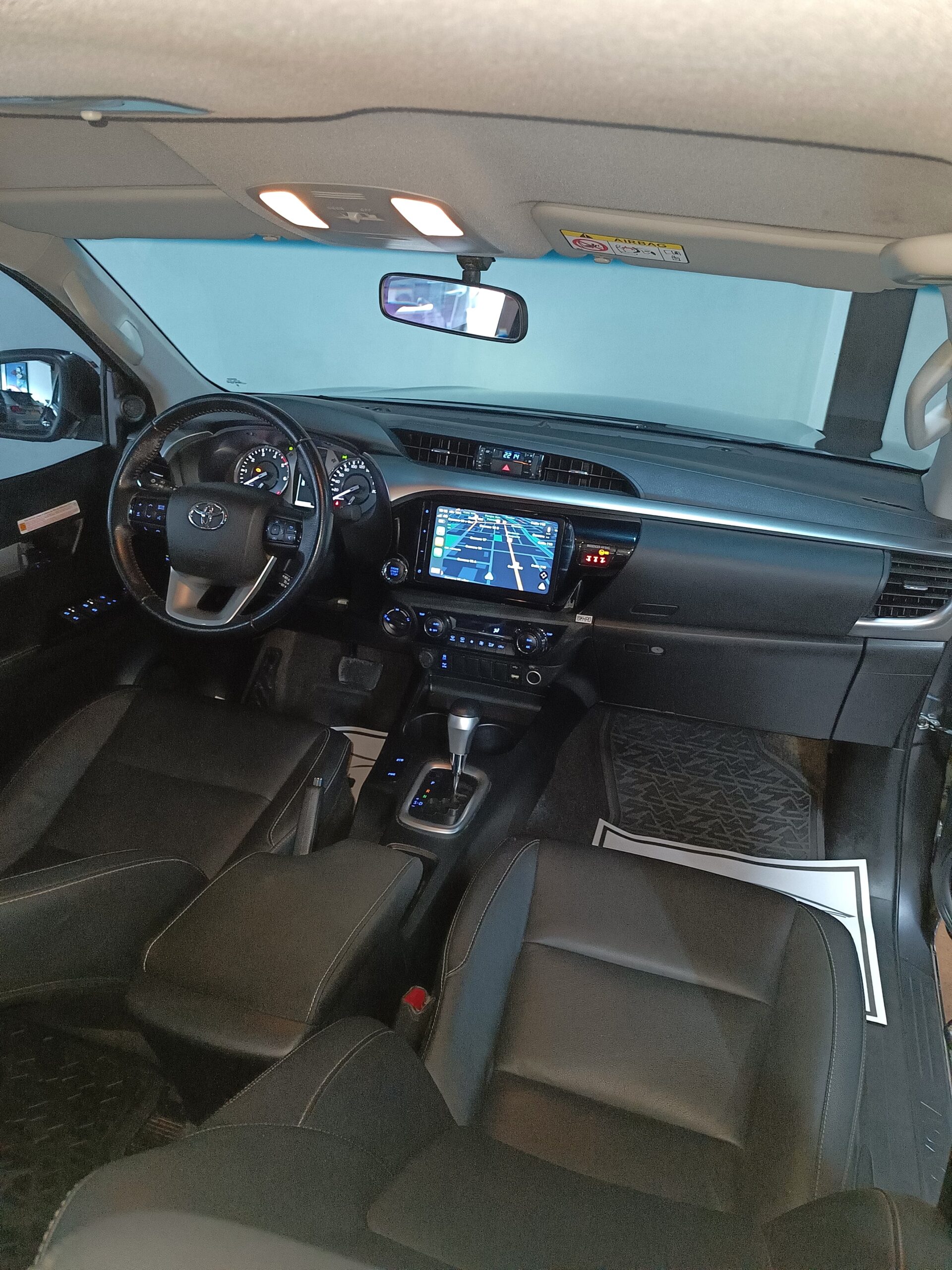 TOYOTA HILUX 2.4 Diesel 4×4  2023