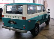 TOYOTA LAND CRUISER FJ 55 1976